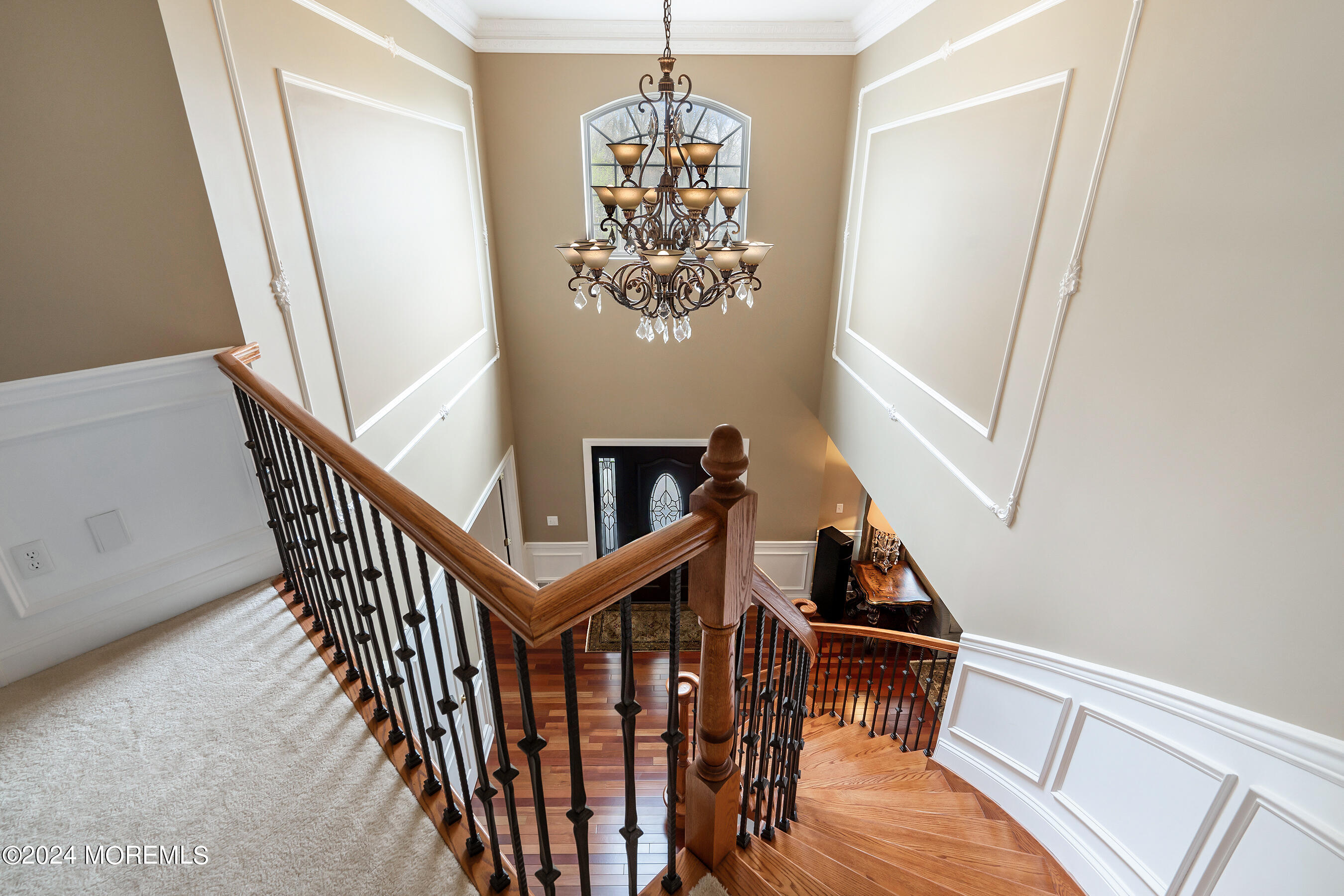 15 Summers Drive Jackson, NJ 08527 - Photo 39 of 83 a view of entryway and hall with wooden floor