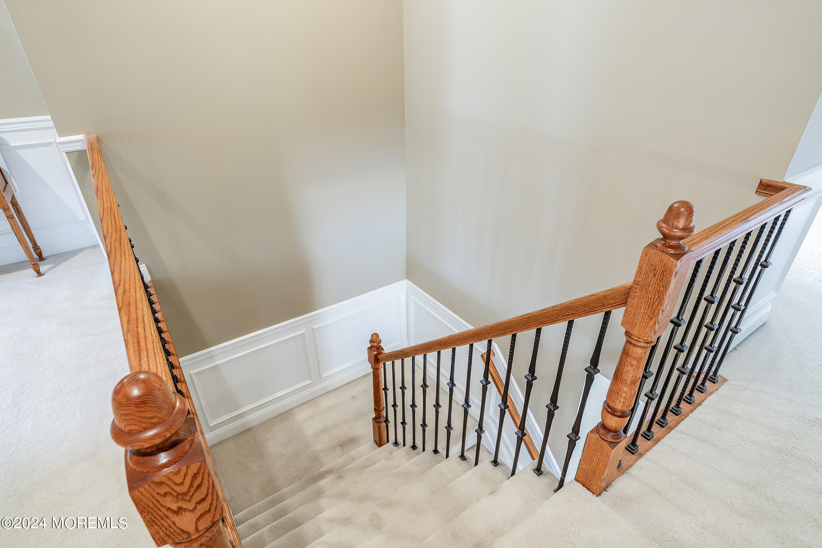 15 Summers Drive Jackson, NJ 08527 - Photo 50 of 83 a view of a hallway with stairs