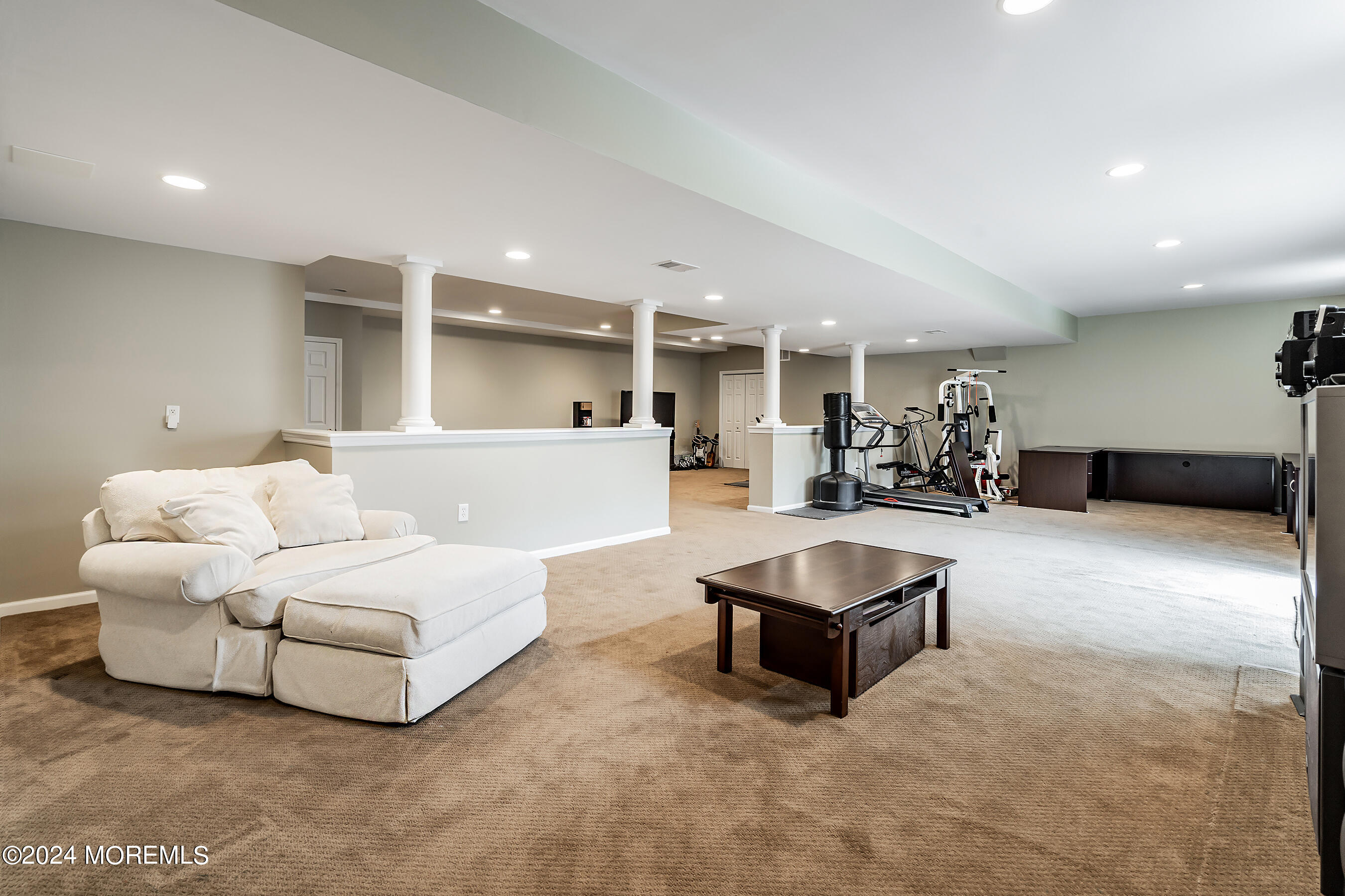 15 Summers Drive Jackson, NJ 08527 - Photo 61 of 83 a living room with furniture and a couch