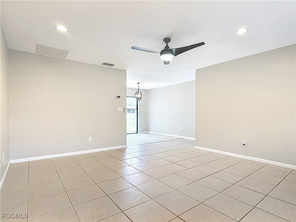 18431 Hawthorne Road Fort Myers, FL 33967 - Photo 5 of 23
