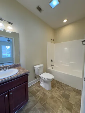 $3,000 | 1846-3 Belle Vue Way, Unit 3, Tallahassee, FL 32304