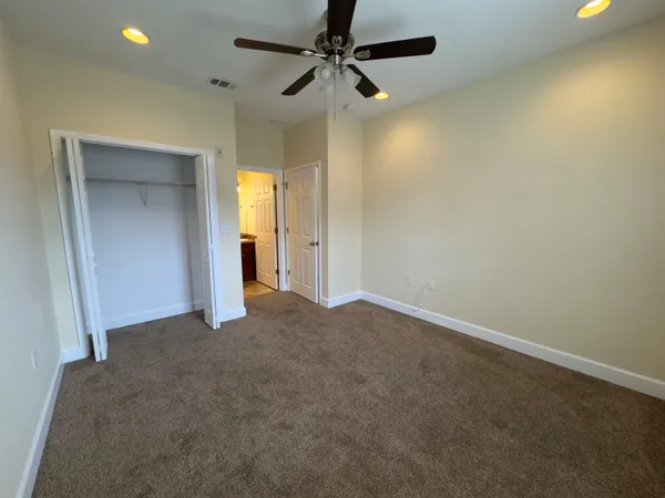 $3,000 | 1846-3 Belle Vue Way, Unit 3, Tallahassee, FL 32304