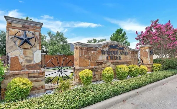 $2,400 | 3305 Fort Street, Royse City, TX 75189