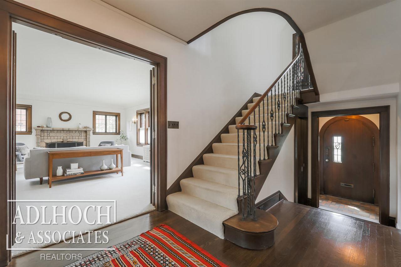 842 Pemberton Road Grosse Pointe, MI 48230 - Photo 4 of 63 31377910-3.JPG