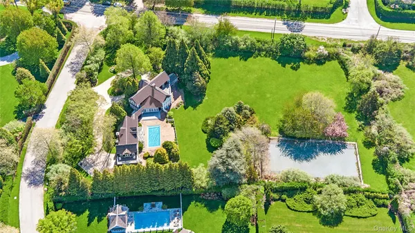 $17,500,000 | 33 Bridgefield Road, Bridgehampton, NY 11932