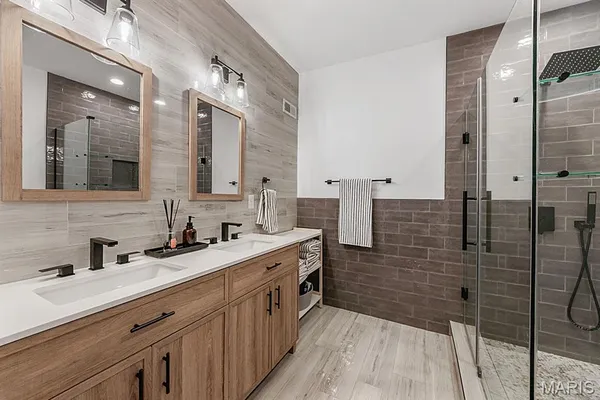 $550,000 | 2912 Missouri Avenue, St. Louis, MO 63118