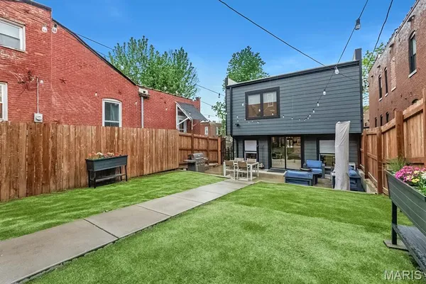$550,000 | 2912 Missouri Avenue, St. Louis, MO 63118
