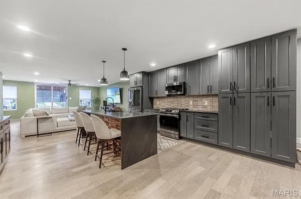 $550,000 | 2912 Missouri Avenue, St. Louis, MO 63118