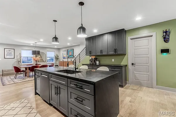 $550,000 | 2912 Missouri Avenue, St. Louis, MO 63118