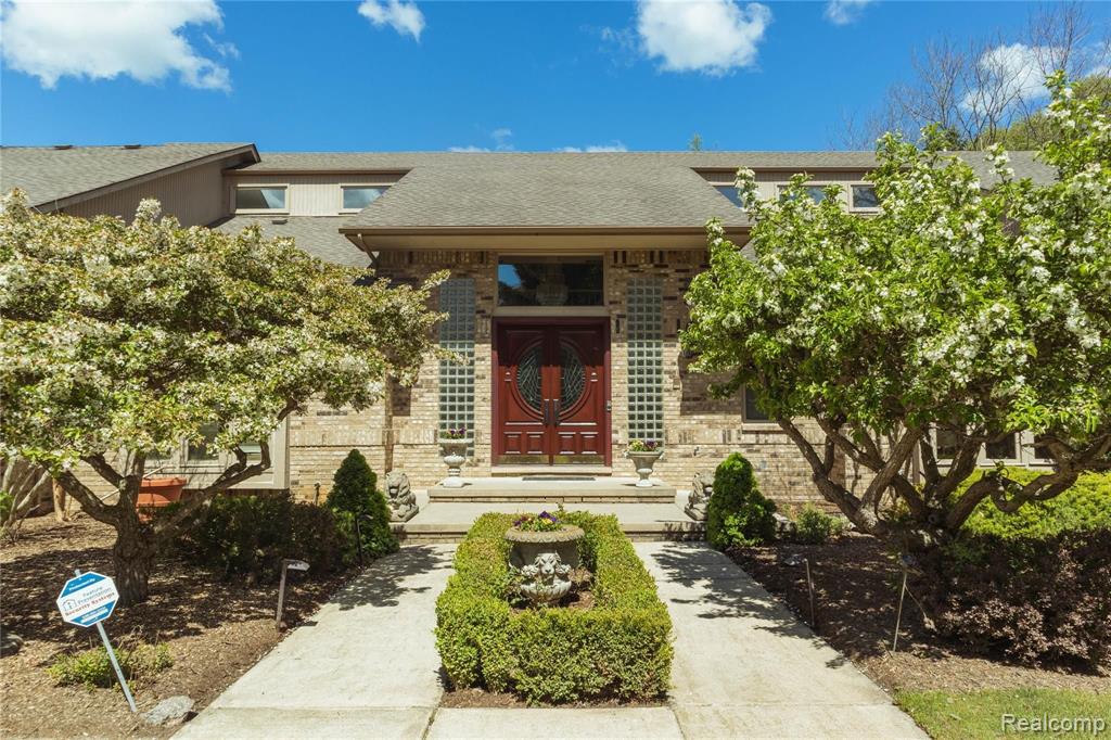 1651 Washington Road Rochester Hills, MI 48306 - Photo 1 of 60