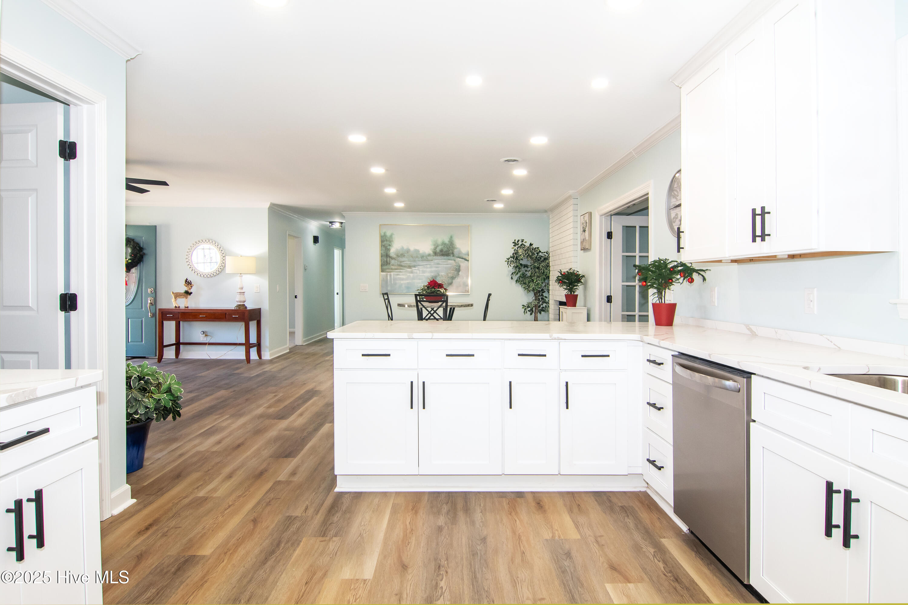 116 Kelly Road Wilmington, NC 28409 - Photo 3 of 50 Kitchen