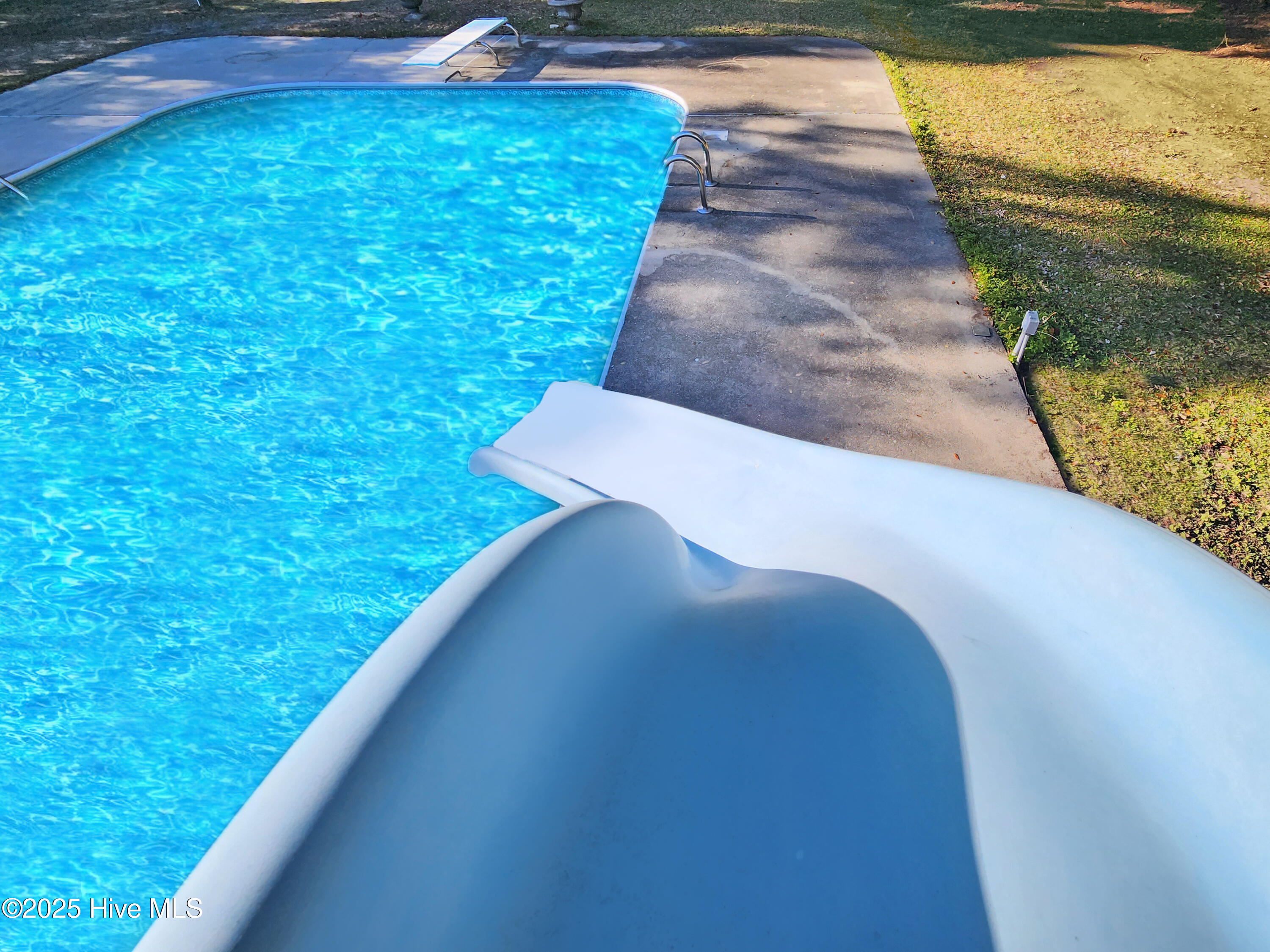 116 Kelly Road Wilmington, NC 28409 - Photo 43 of 50 Slide & Diving Board