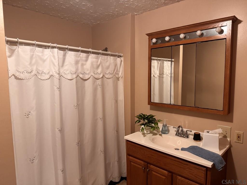 127 Harding Avenue Revloc, PA 15948 - Photo 27 of 33