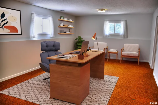 $189,900 | 13 Woodland Lane, Macomb, IL 61455