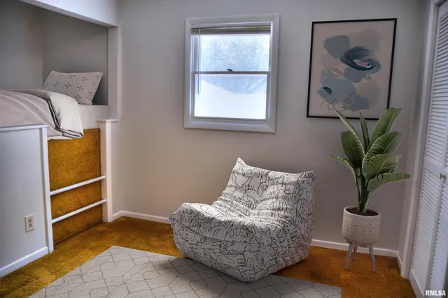 $189,900 | 13 Woodland Lane, Macomb, IL 61455