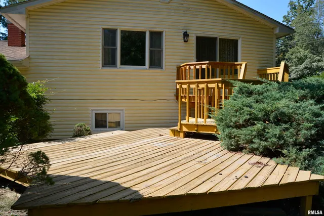 $189,900 | 13 Woodland Lane, Macomb, IL 61455