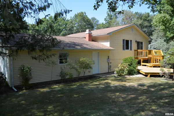 $185,000 | 13 Woodland Lane, Macomb, IL 61455