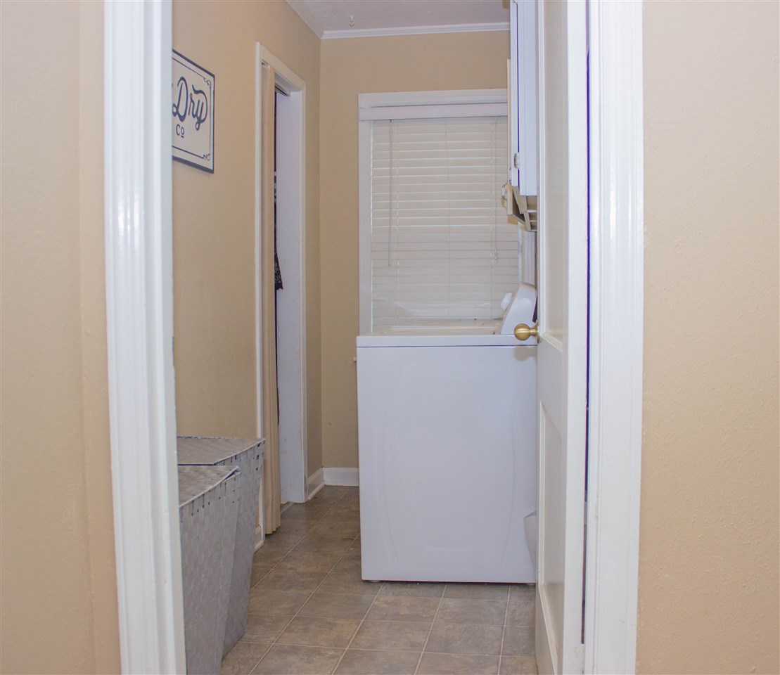 915 Avon Road Memphis, TN 38122 - Photo 10 of 12 Gallery Image 10