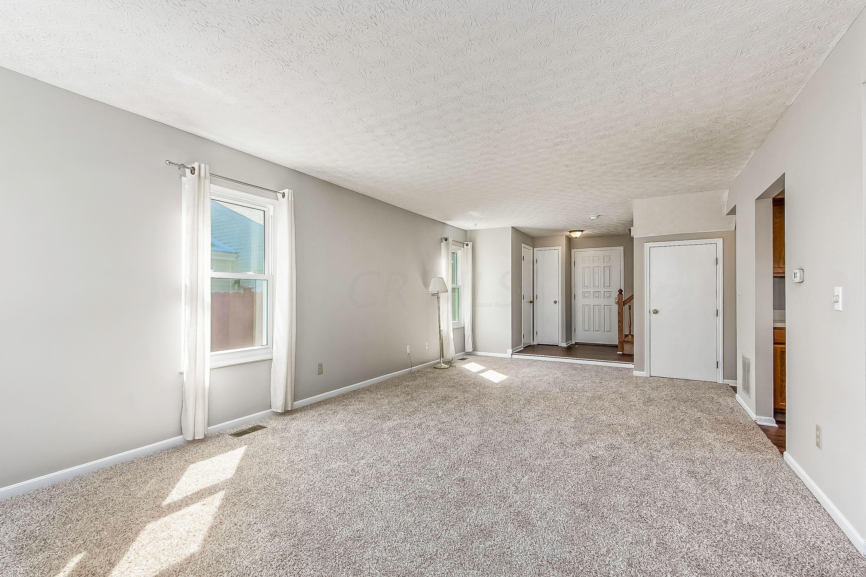 3584 Raflin Drive Columbus, OH 43231 - Photo 6 of 43 Gallery Image 6
