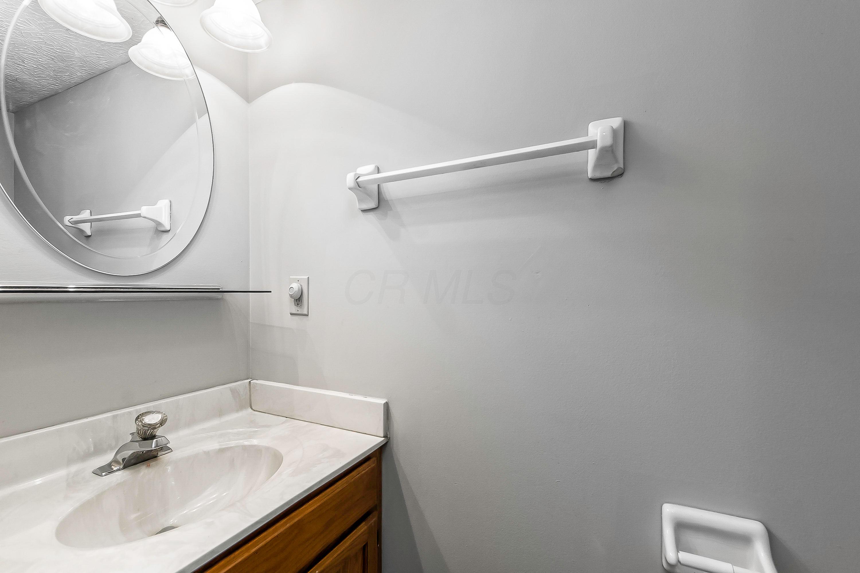 3584 Raflin Drive Columbus, OH 43231 - Photo 8 of 43 Gallery Image 8