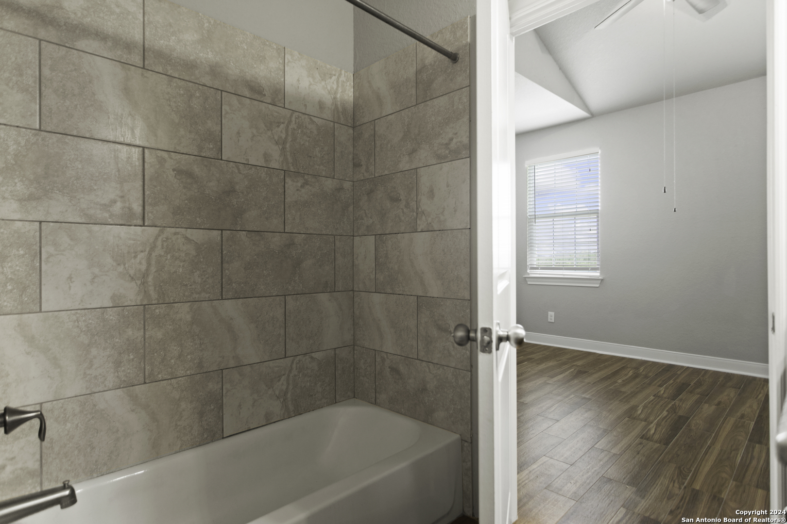 3067 View Ridge Drive, Unit 15 Spring Branch, TX 78070 - Photo 8 of 21