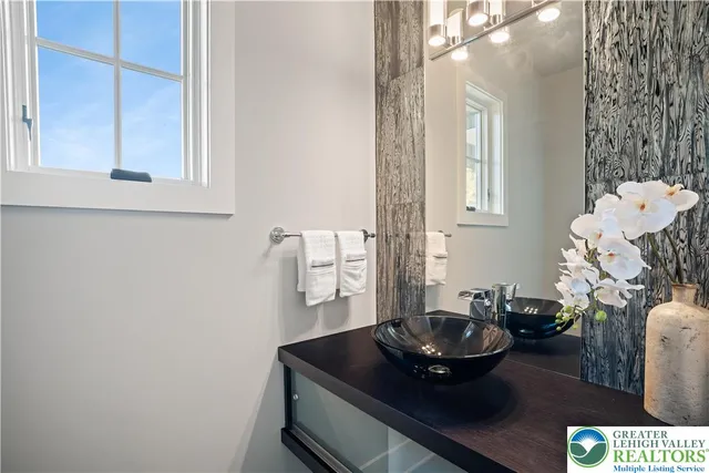 $1,525,000 | 2687 Ave Du Village, Bethlehem, PA 18015