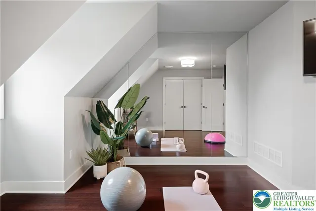 $1,525,000 | 2687 Ave Du Village, Bethlehem, PA 18015