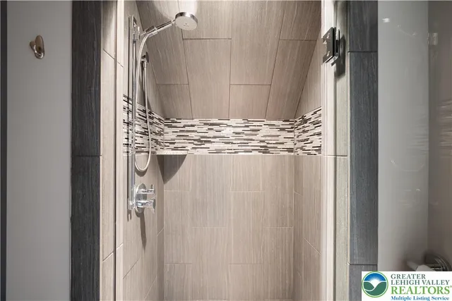 $1,525,000 | 2687 Ave Du Village, Bethlehem, PA 18015