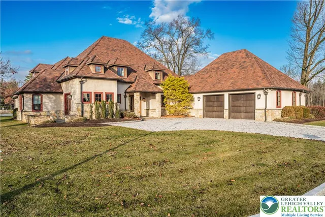 $1,525,000 | 2687 Ave Du Village, Bethlehem, PA 18015