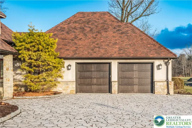 $1,525,000 | 2687 Ave Du Village, Bethlehem, PA 18015