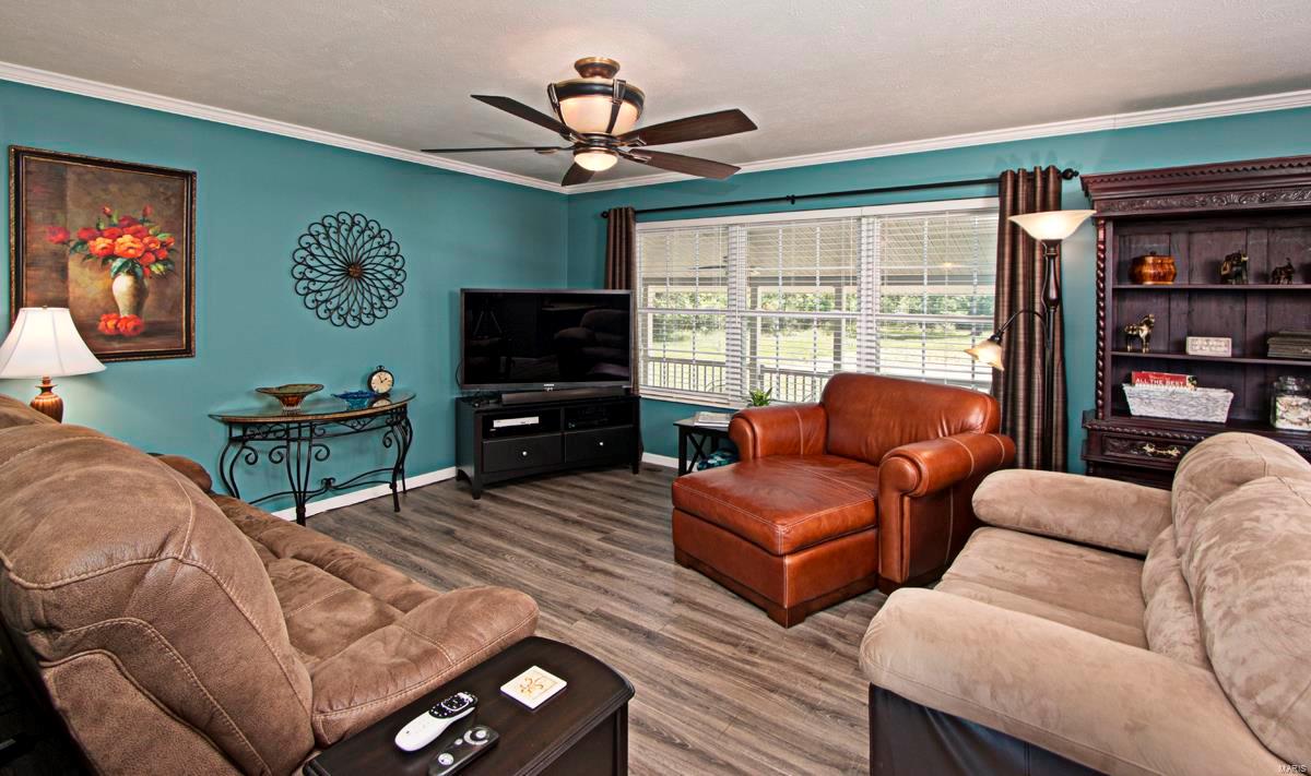 547 Greenview Road Centralia, IL 62801 - Photo 12 of 38 Gallery Image 12