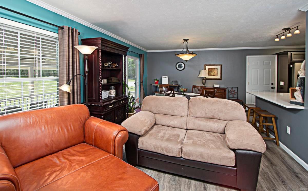 547 Greenview Road Centralia, IL 62801 - Photo 14 of 38 Gallery Image 14