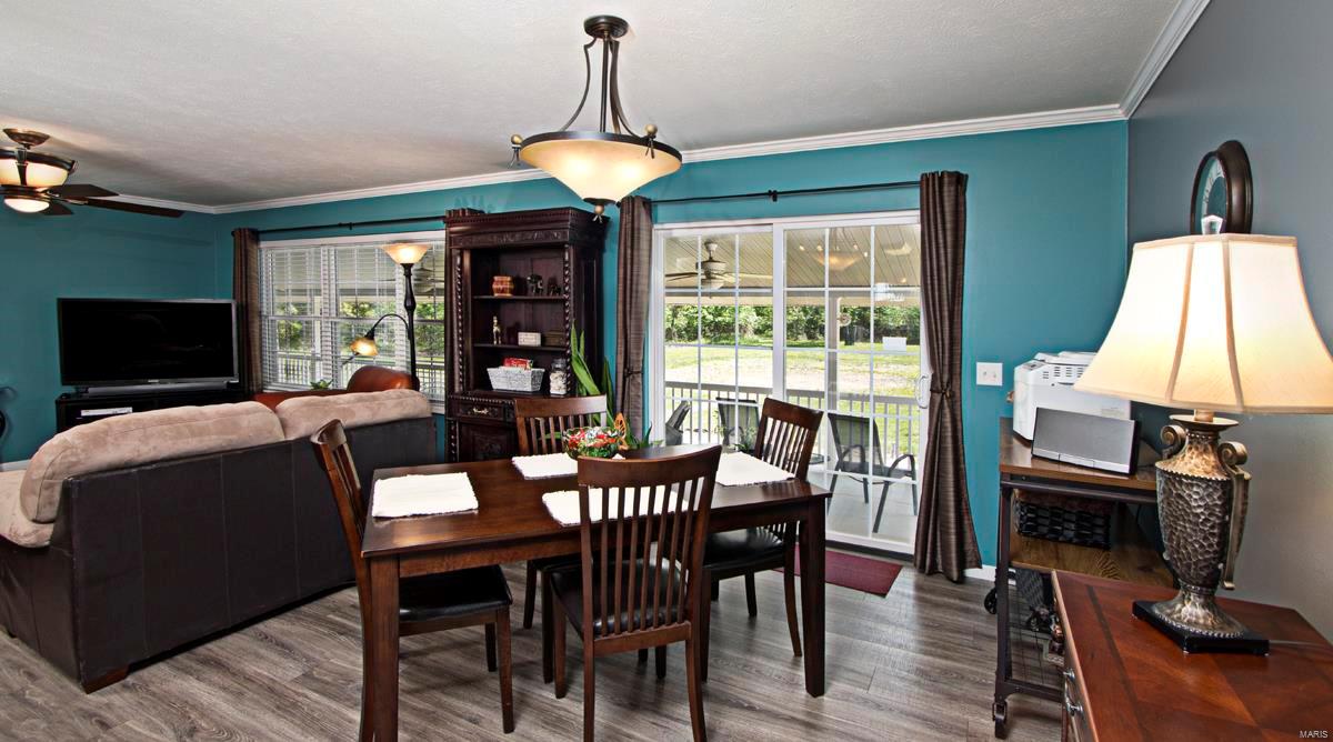 547 Greenview Road Centralia, IL 62801 - Photo 16 of 38 Gallery Image 16