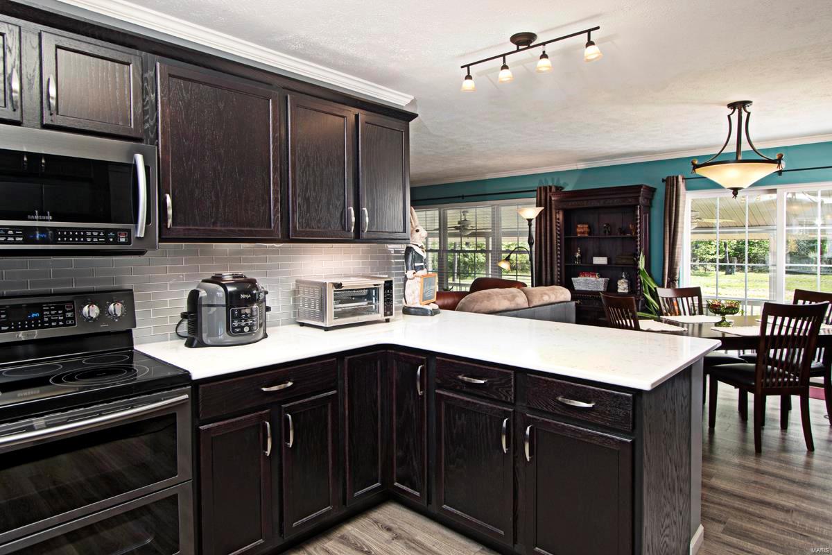 547 Greenview Road Centralia, IL 62801 - Photo 20 of 38 Gallery Image 20
