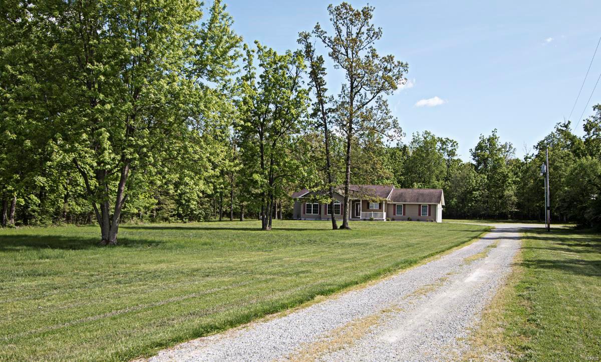 547 Greenview Road Centralia, IL 62801 - Photo 37 of 38 Gallery Image 37