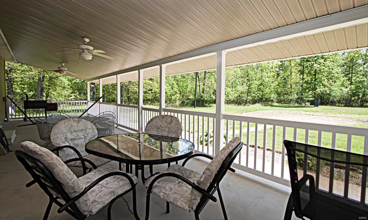 547 Greenview Road Centralia, IL 62801 - Photo 10 of 38 Gallery Image 10