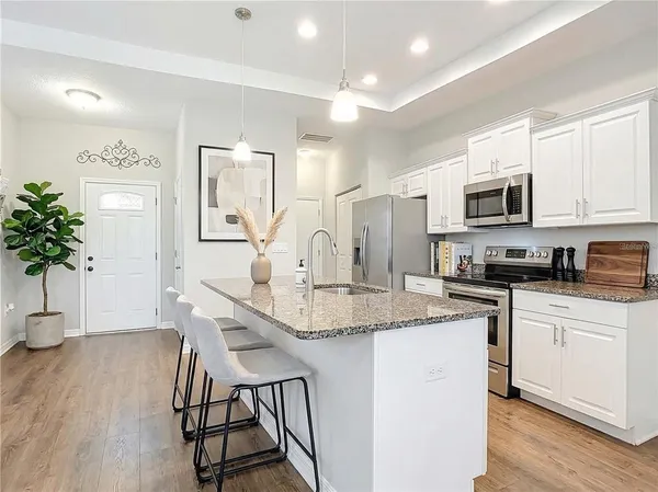 $2,100 | 1680 5th Avenue, DeLand, FL 32724