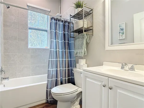 $2,100 | 1680 5th Avenue, DeLand, FL 32724