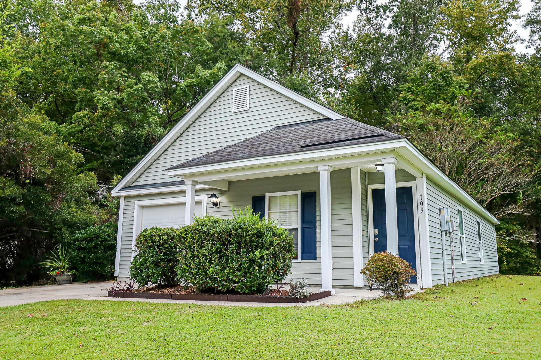 109 Malibu Road Summerville, SC 29483 - Photo 29 of 33 109 Malibu Rd.