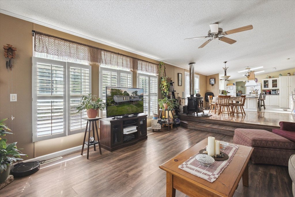 261 Copper Road Cleveland, VA 24225 - Photo 5 of 54 Gallery Image 5