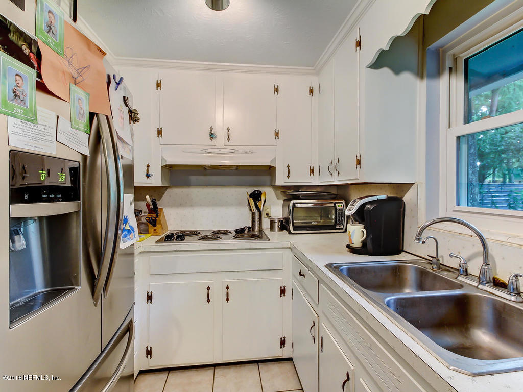 7941 Newton Road Jacksonville, FL 32216 - Photo 14 of 27 Kitchen