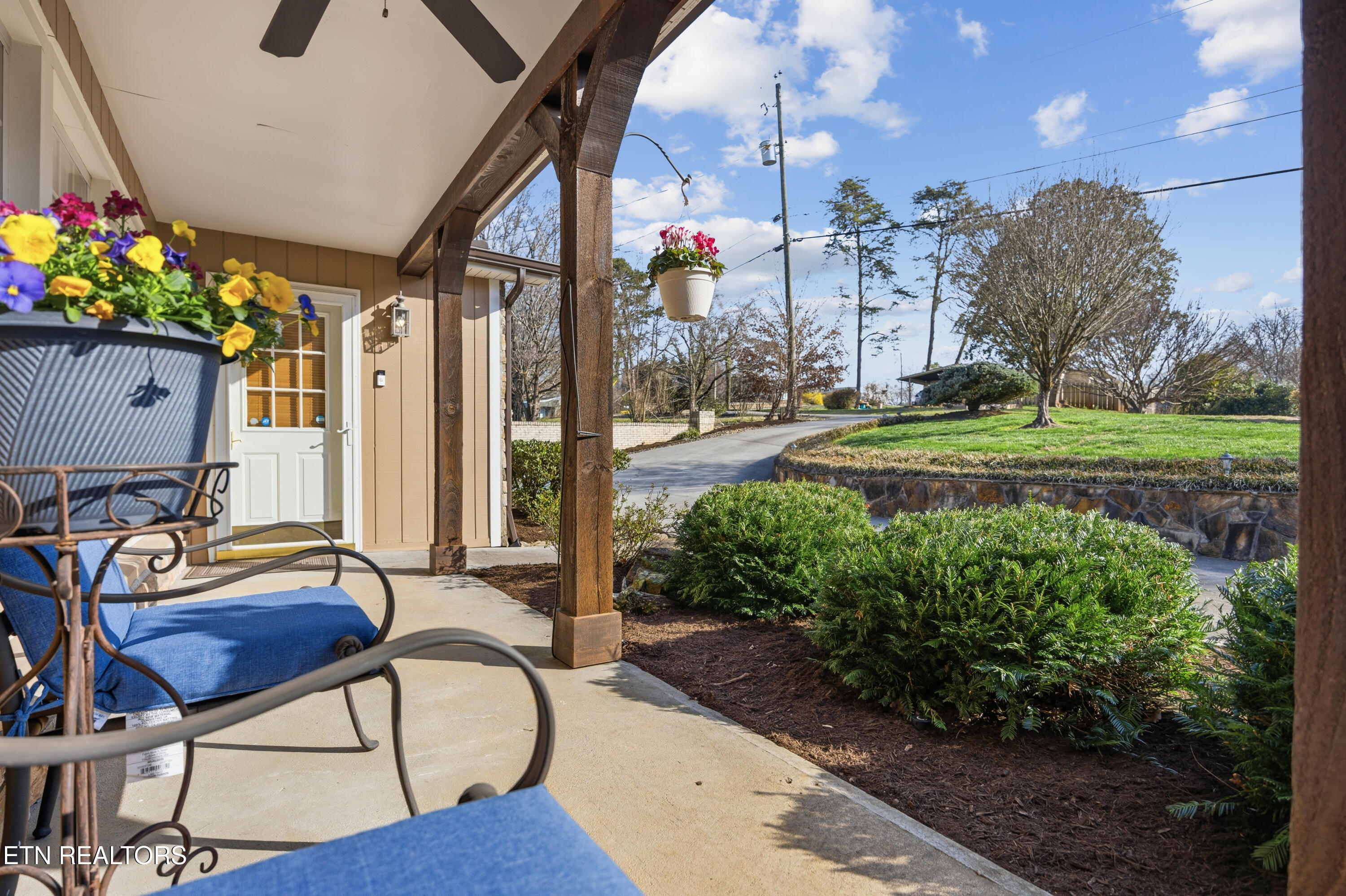 1204 Huntington Road Southwest Knoxville, TN 37919 - Photo 5 of 57 07-1204 Huntington Rd SW50