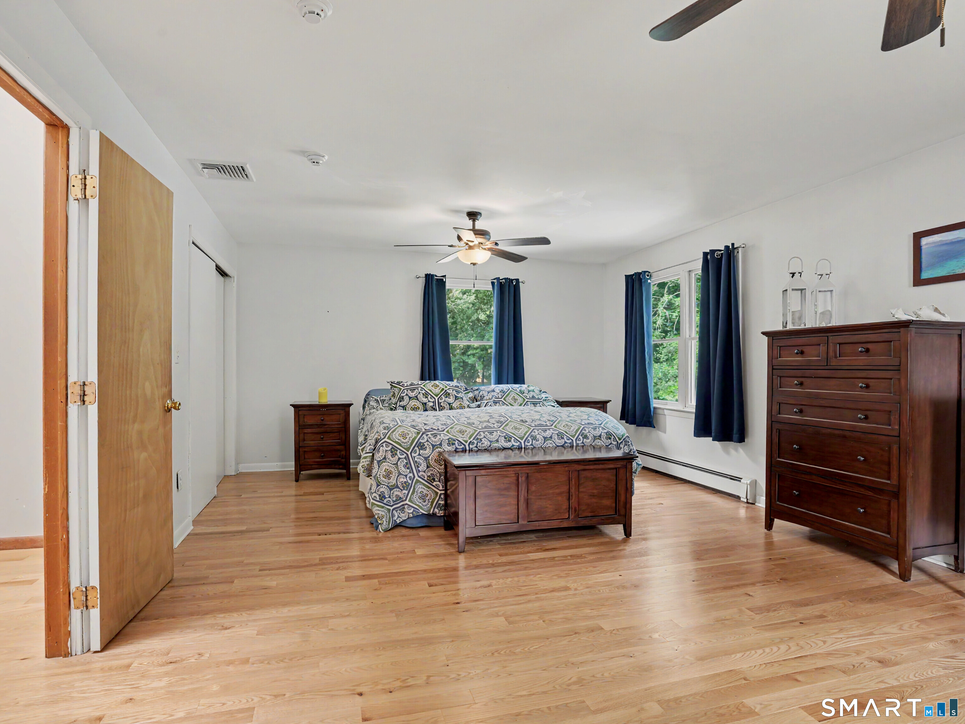579 Racebrook Road Orange, CT 06477 - Photo 16 of 39