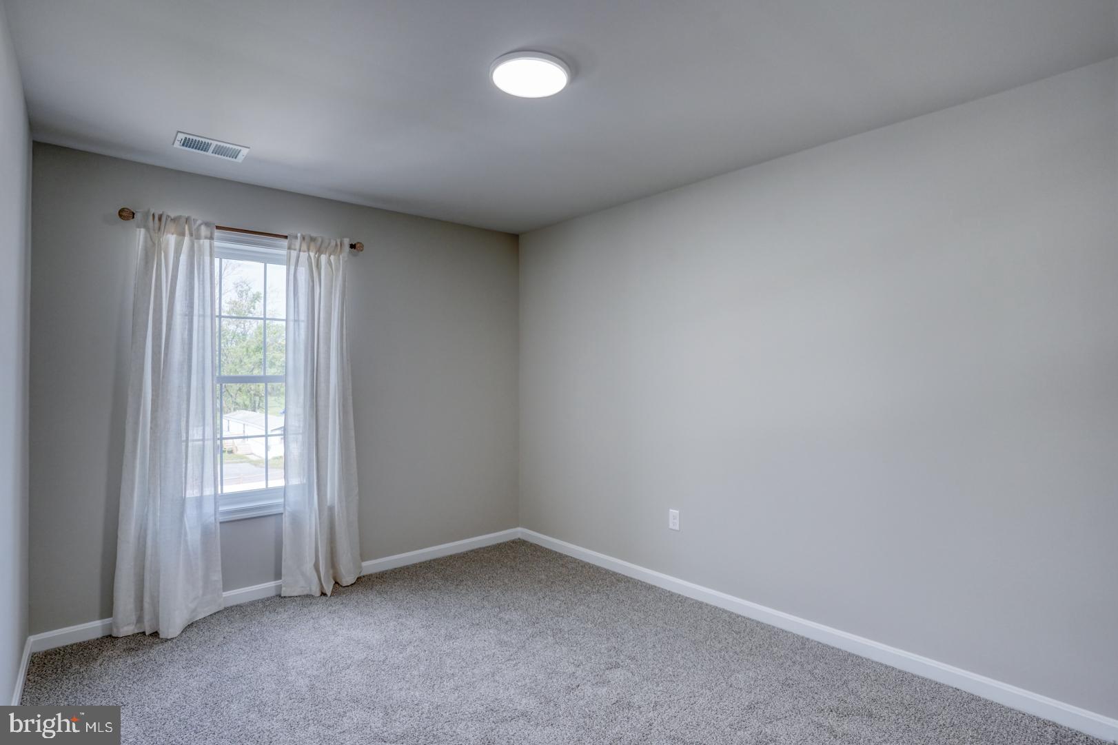228 Rojan Road, Unit 10 Dover, DE 19901 - Photo 7 of 17 Gallery Image 7
