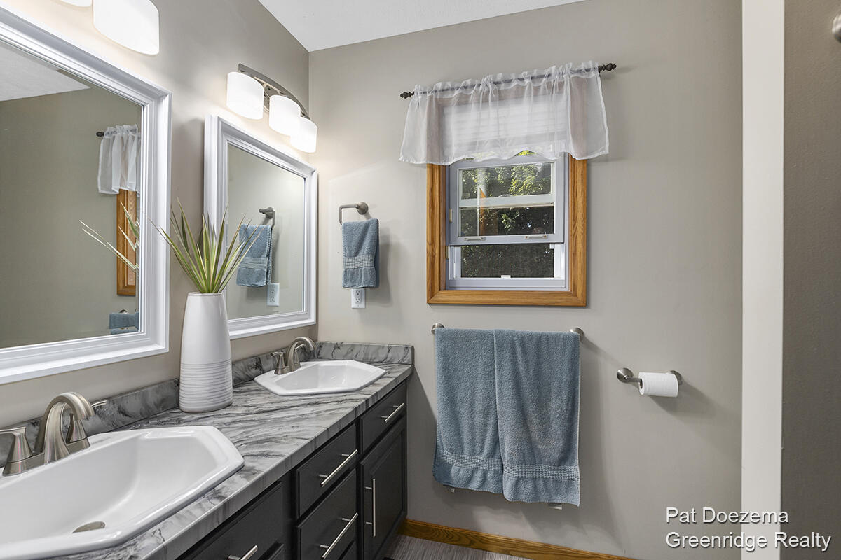 14333 Wolfe Road Freeport, MI 49325 - Photo 21 of 54 IMG_1016