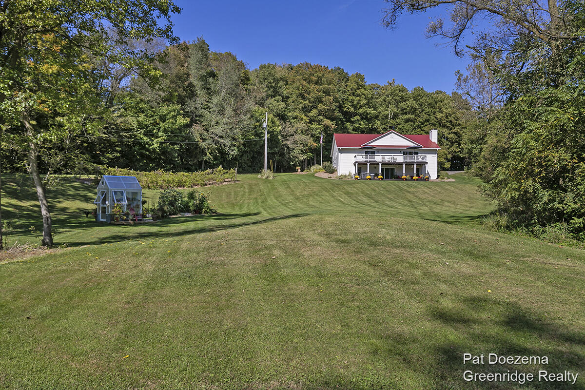 14333 Wolfe Road Freeport, MI 49325 - Photo 49 of 54 IMG_1039
