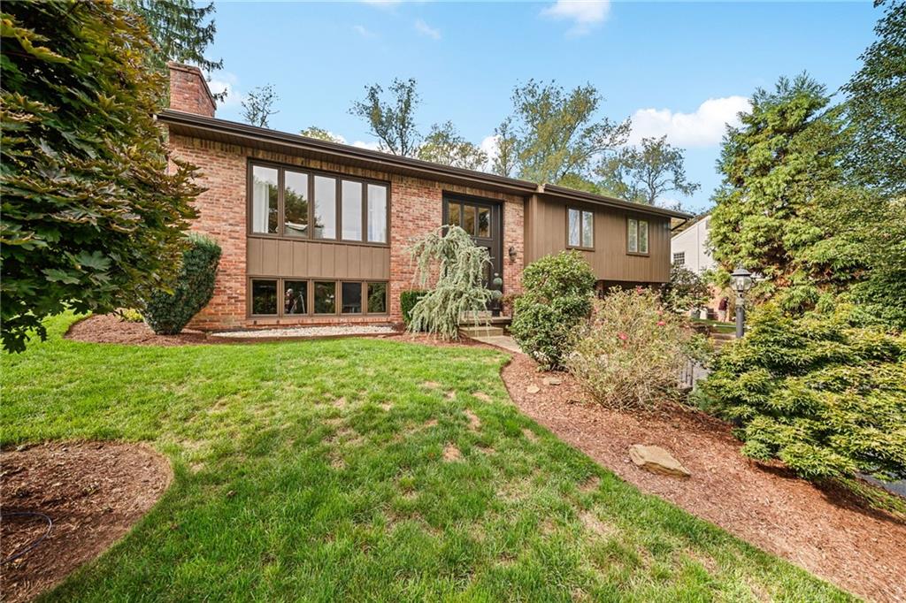2384 Mill Grove Road Pittsburgh, PA 15241 - Photo 3 of 35 Gallery Image 3