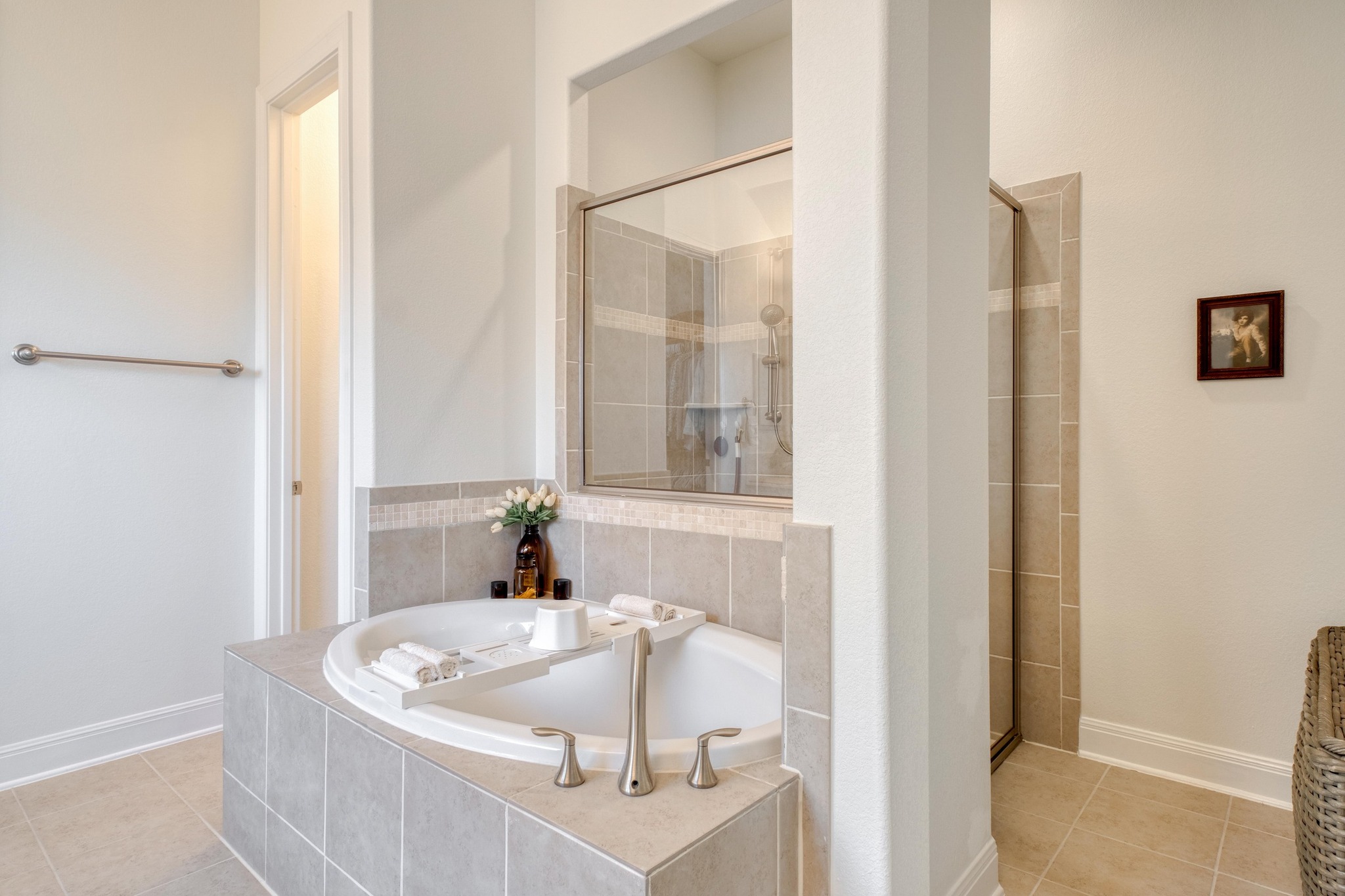 3204 Venezia View Leander, TX 78641 - Photo 15 of 28 Primary Bathroom 1 with garden tub and walk-in shower