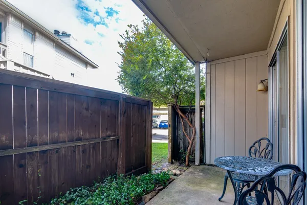 $75,000 | 3919 Fairmont Parkway, Unit 177, Pasadena, TX 77504