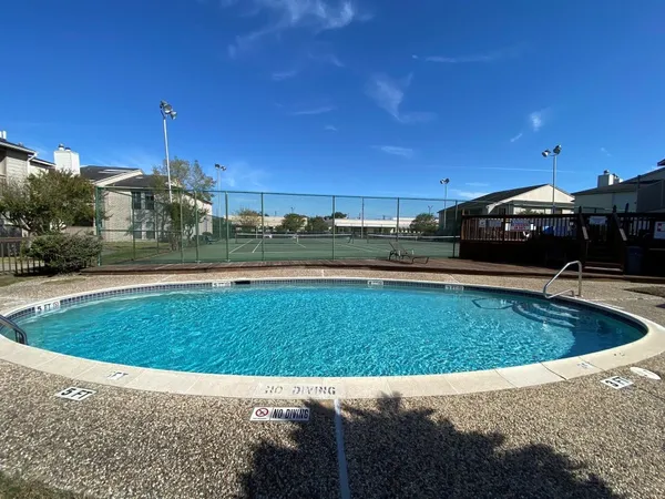$75,000 | 3919 Fairmont Parkway, Unit 177, Pasadena, TX 77504